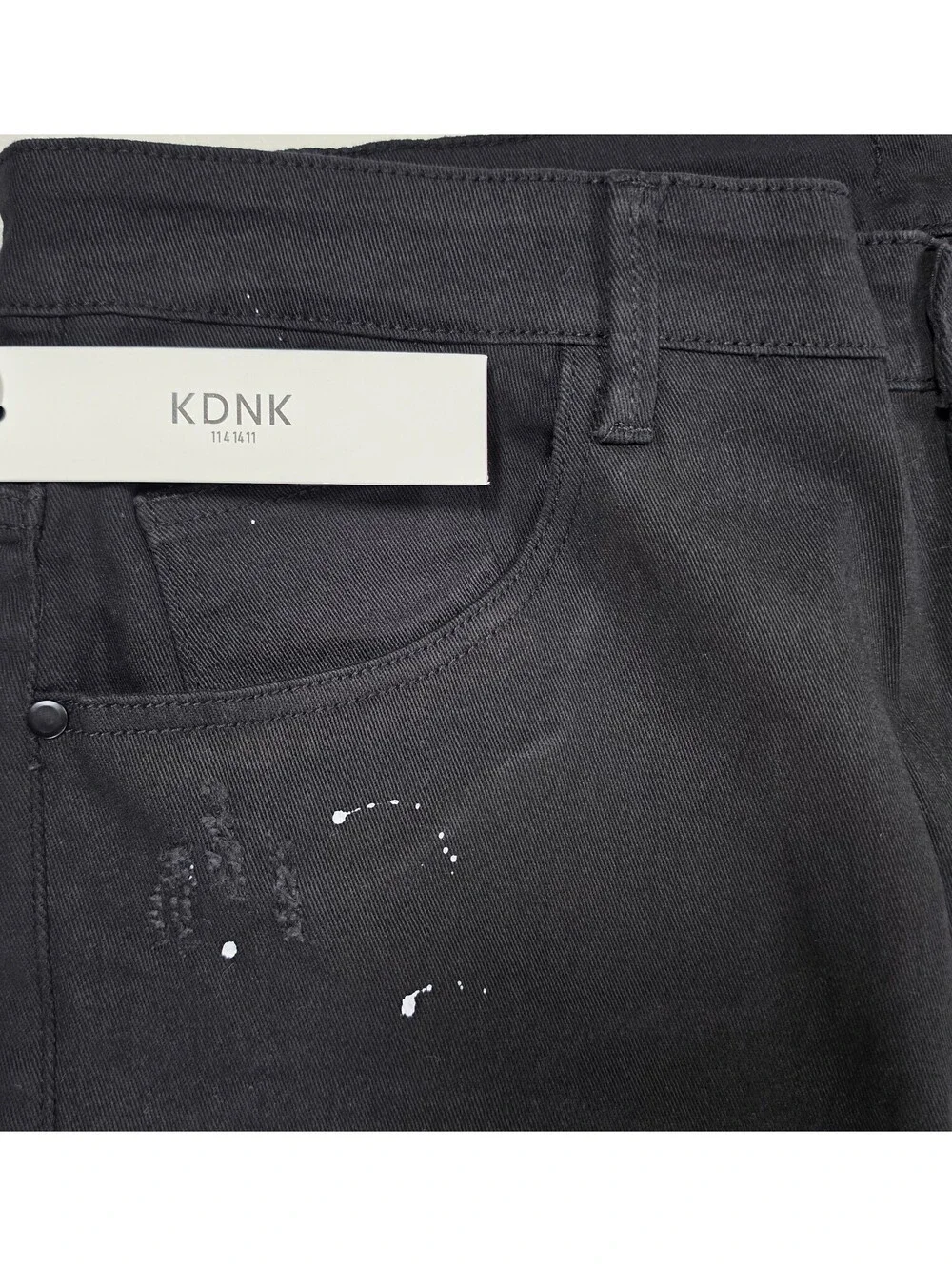 KDNK KNB3184 Men's 42 Black Bandana Paint Splatter Straight Jeans Sample